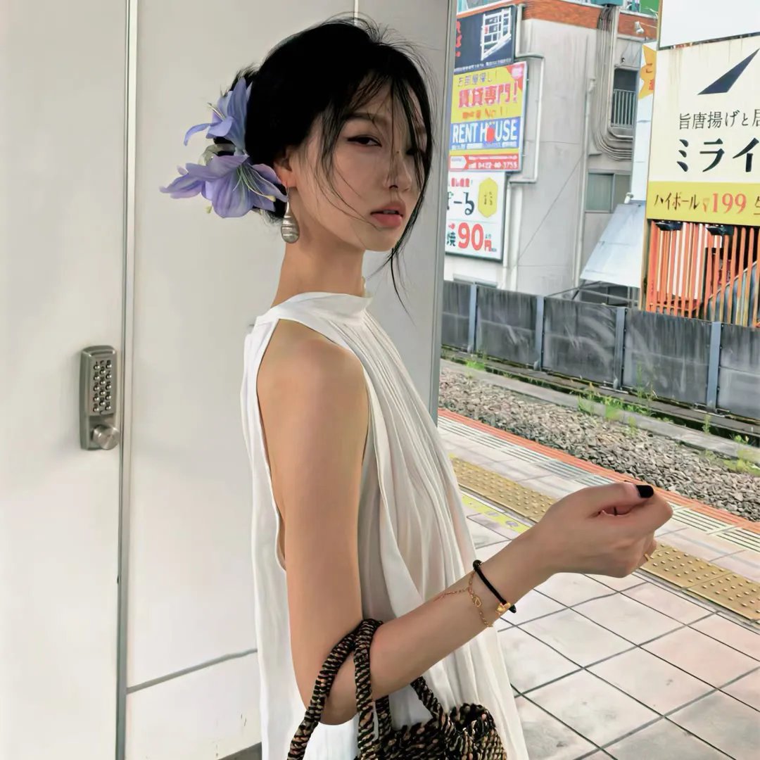 林中窥目